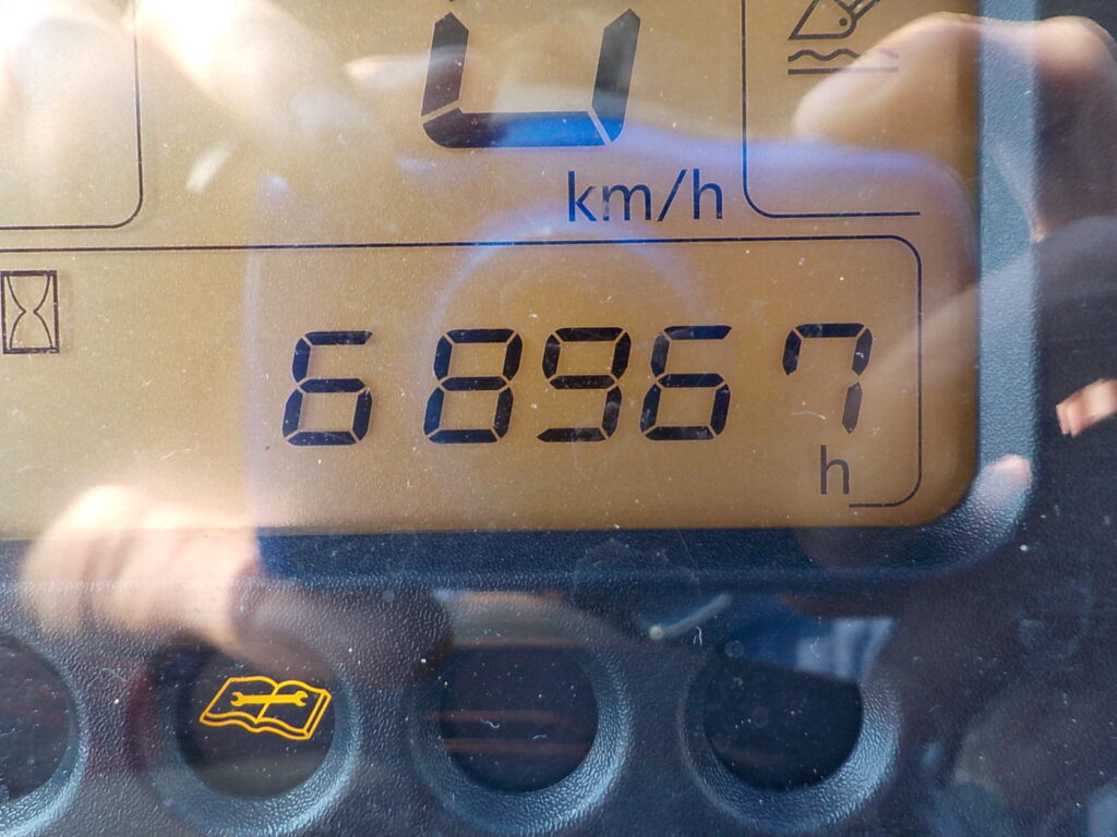 平成25年　日立　ホイールローダー　ZW140　★スノウプラウ★ノーマルバケット付★Wキャビン★エアコン★