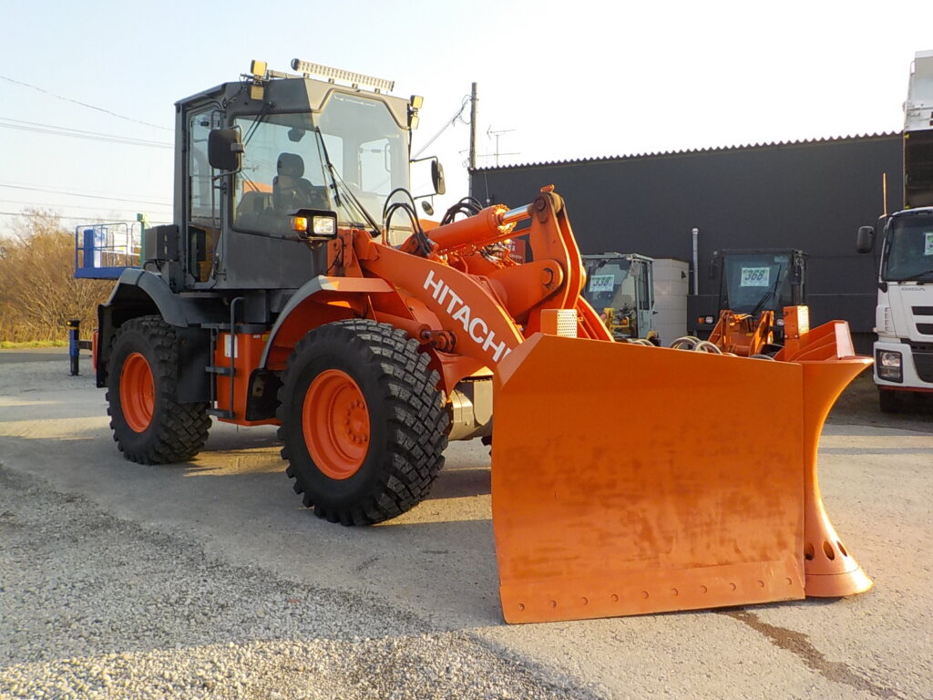 平成25年　日立　ホイールローダー　ZW140　★スノウプラウ★ノーマルバケット付★Wキャビン★エアコン★