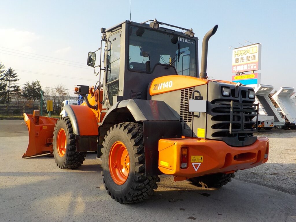 平成25年　日立　ホイールローダー　ZW140　★スノウプラウ★ノーマルバケット付★Wキャビン★エアコン★