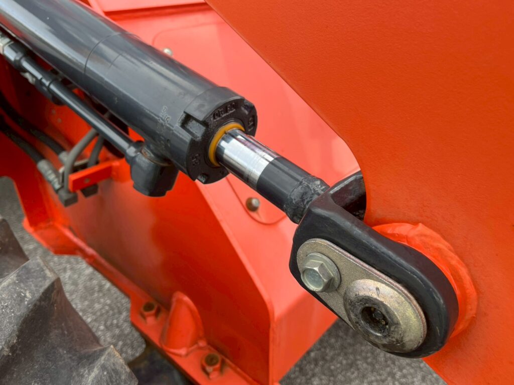 令和元年製　R430M　0.4㎥　スノータイヤ装備　750HR