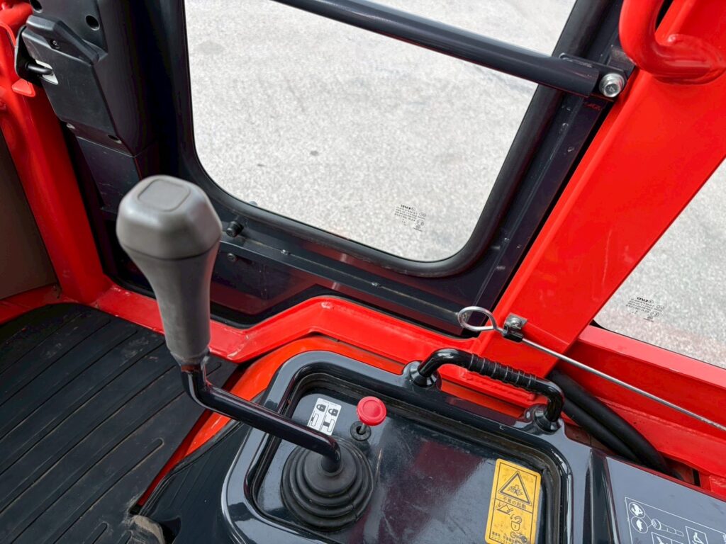 令和元年製　R430M　0.4㎥　スノータイヤ装備　750HR