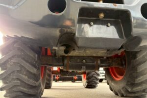 サムネイル: 令和元年製　R430M　0.4㎥　スノータイヤ装備　750HR