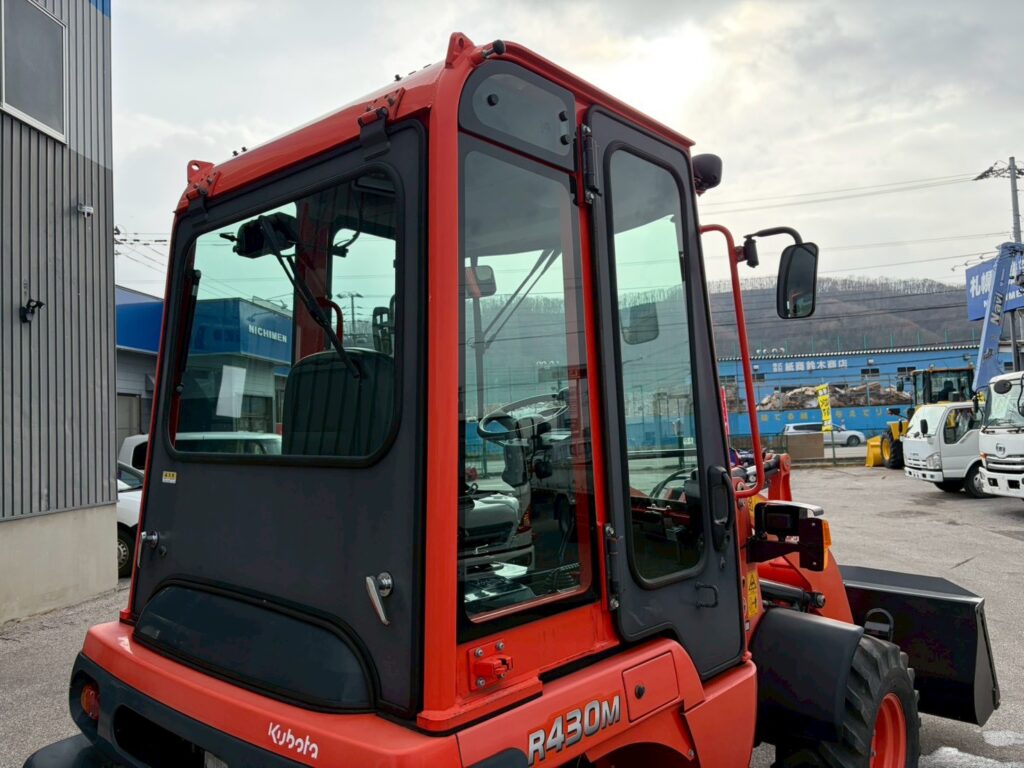 令和元年製　R430M　0.4㎥　スノータイヤ装備　750HR