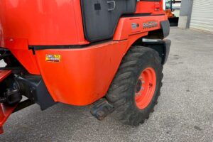 サムネイル: 令和元年製　R430M　0.4㎥　スノータイヤ装備　750HR