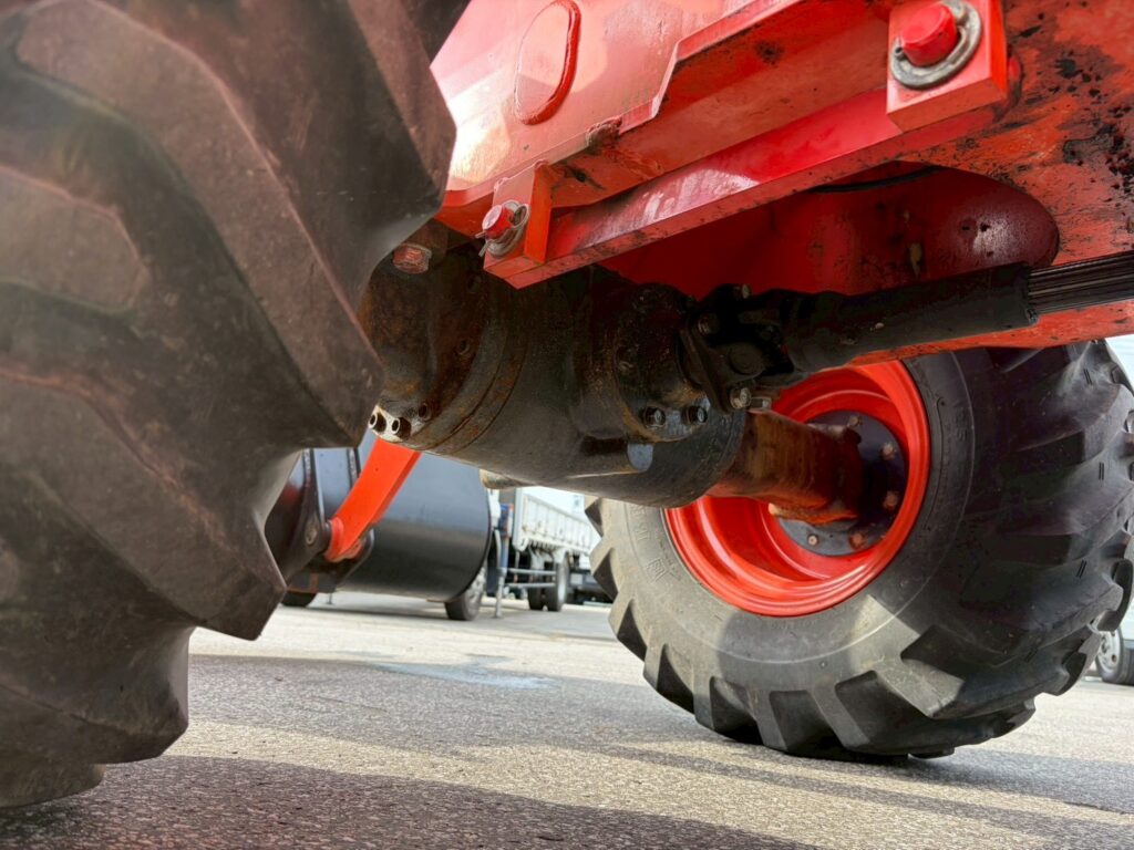 令和元年製　R430M　0.4㎥　スノータイヤ装備　750HR