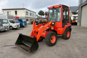 令和元年製　R430M　0.4㎥　スノータイヤ装備　750HR