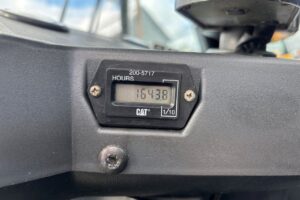 サムネイル: 平成18年　ＣＡＴ　９０１Ｂ　スノースパイクタイヤ装着車　0.4立米