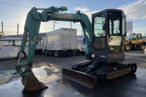 平成２５年　バックホー　コベルコ　ＳＫ３８ＵＲ　0.07㎥　後方超小旋回　クレーン仕様