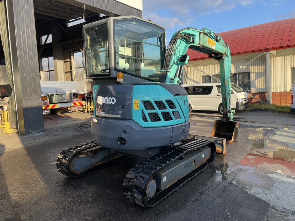 平成２５年　バックホー　コベルコ　ＳＫ３８ＵＲ　0.07㎥　後方超小旋回　クレーン仕様