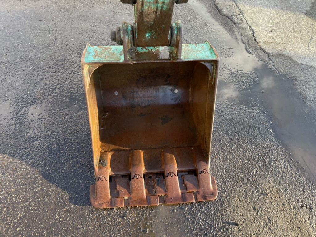 平成２５年　バックホー　コベルコ　ＳＫ３８ＵＲ　0.07㎥　後方超小旋回　クレーン仕様