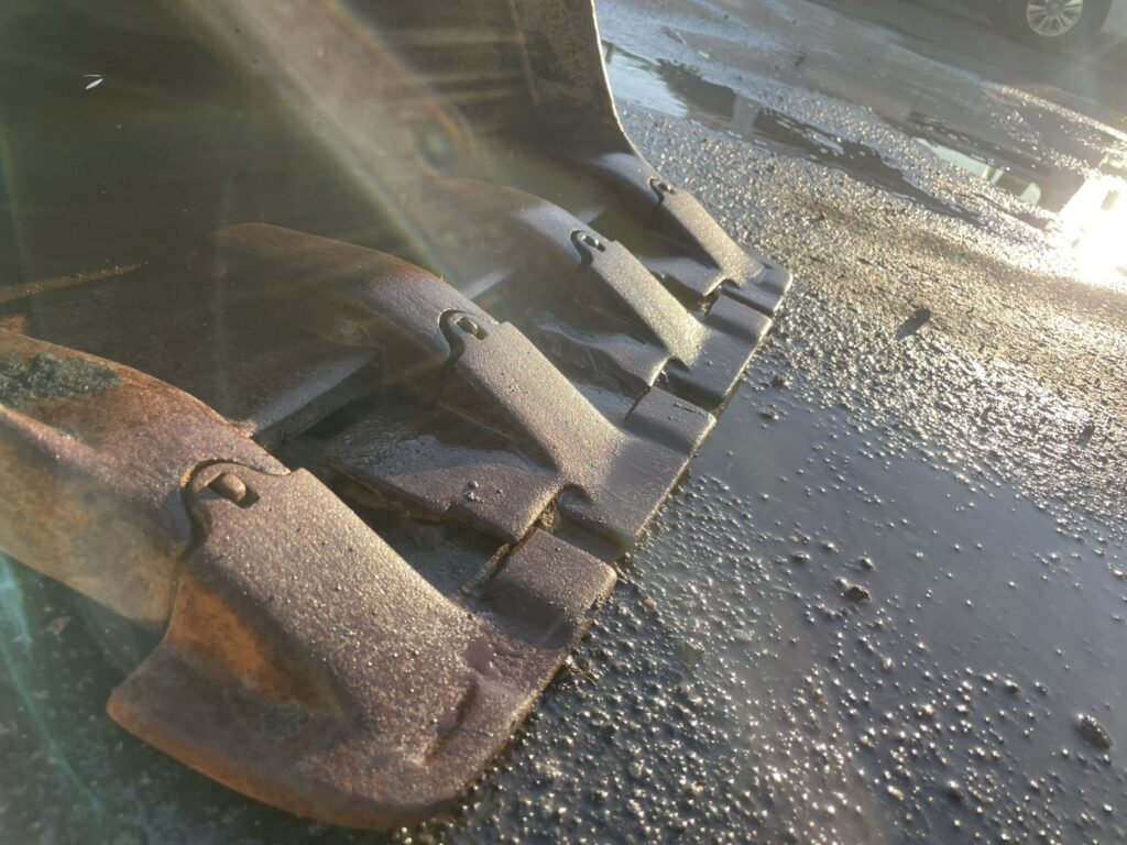 平成２５年　バックホー　コベルコ　ＳＫ３８ＵＲ　0.07㎥　後方超小旋回　クレーン仕様