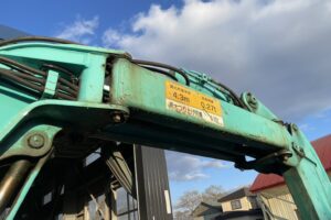 サムネイル: 平成２５年　バックホー　コベルコ　ＳＫ３８ＵＲ　0.07㎥　後方超小旋回　クレーン仕様