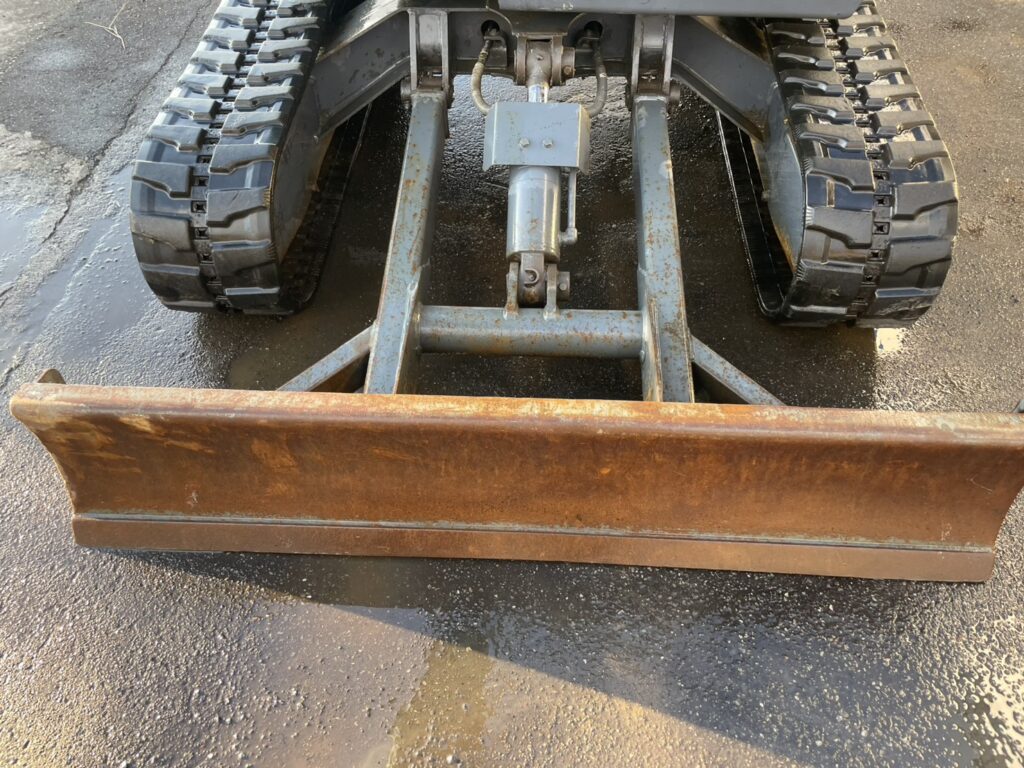 平成２５年　バックホー　コベルコ　ＳＫ３８ＵＲ　0.07㎥　後方超小旋回　クレーン仕様