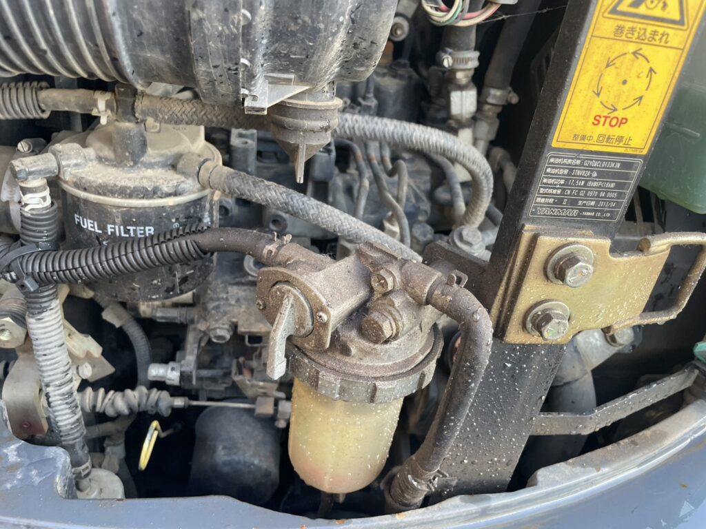 平成２５年　バックホー　コベルコ　ＳＫ３８ＵＲ　0.07㎥　後方超小旋回　クレーン仕様