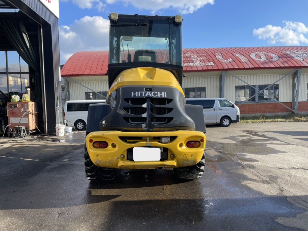 令和３年　ホイールローダー　日立　ＺＷ80S-5B　0.9㎥　スノースパイクタイヤ　使用時間2010時間　　　