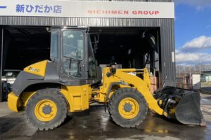 サムネイル: 令和３年　ホイールローダー　日立　ＺＷ80S-5B　0.9㎥　スノースパイクタイヤ　使用時間2010時間　　　