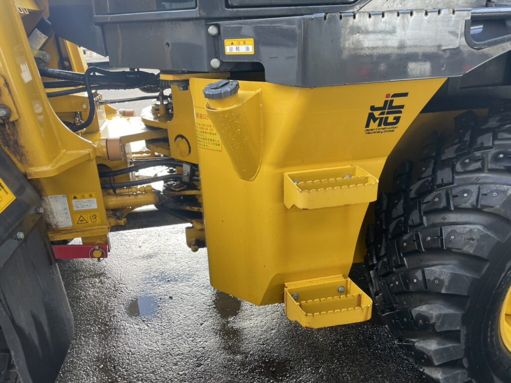 令和３年　ホイールローダー　日立　ＺＷ80S-5B　0.9㎥　スノースパイクタイヤ　使用時間2010時間　　　