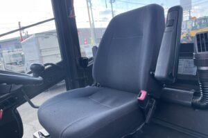 サムネイル: 令和３年　ホイールローダー　日立　ＺＷ80S-5B　0.9㎥　スノースパイクタイヤ　使用時間2010時間　　　