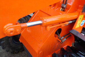 サムネイル: 平成26年　クボタ　ホイールローダー　R430Z　★0.4立米◆バケット幅157㎝★使用時間約850HR★