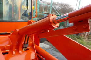 サムネイル: 平成26年　クボタ　ホイールローダー　R430Z　★0.4立米◆バケット幅157㎝★使用時間約850HR★