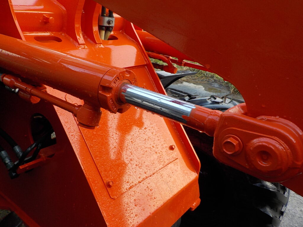 平成26年　クボタ　ホイールローダー　R430Z　★0.4立米◆バケット幅157㎝★使用時間約850HR★