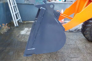 サムネイル: 平成26年　クボタ　ホイールローダー　R430Z　★0.4立米◆バケット幅157㎝★使用時間約850HR★