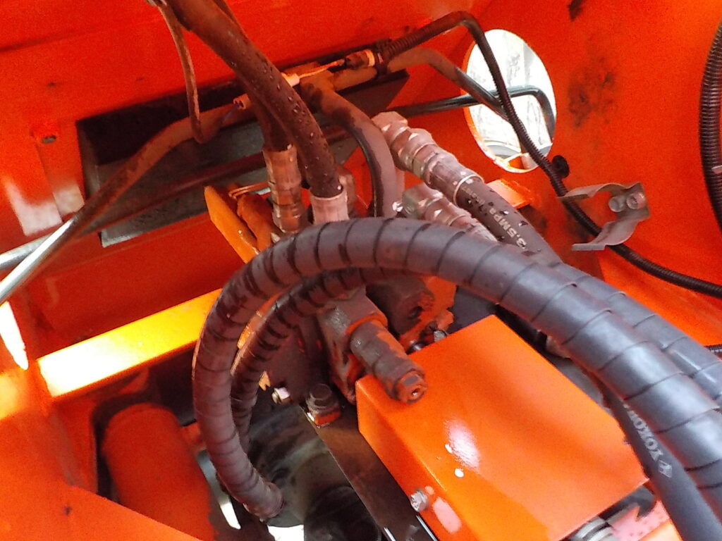 平成26年　クボタ　ホイールローダー　R430Z　★0.4立米◆バケット幅157㎝★使用時間約850HR★