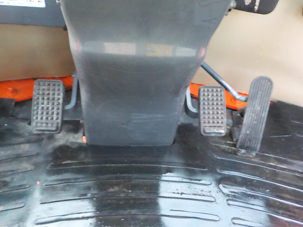 平成26年　クボタ　ホイールローダー　R430Z　★0.4立米◆バケット幅157㎝★使用時間約850HR★