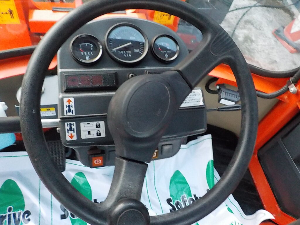 平成26年　クボタ　ホイールローダー　R430Z　★0.4立米◆バケット幅157㎝★使用時間約850HR★