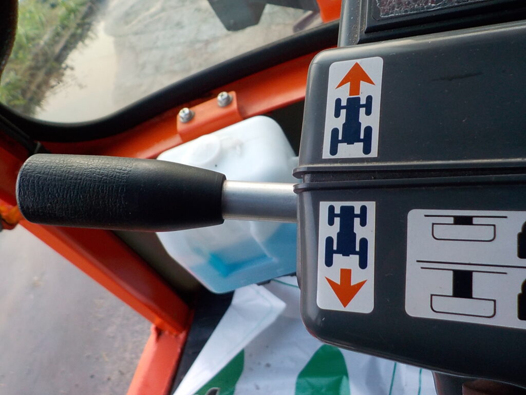 平成26年　クボタ　ホイールローダー　R430Z　★0.4立米◆バケット幅157㎝★使用時間約850HR★