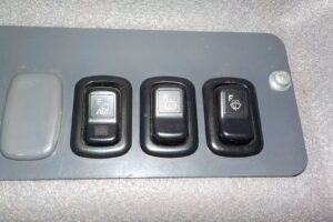 サムネイル: 平成26年　クボタ　ホイールローダー　R430Z　★0.4立米◆バケット幅157㎝★使用時間約850HR★