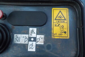 サムネイル: 平成26年　クボタ　ホイールローダー　R430Z　★0.4立米◆バケット幅157㎝★使用時間約850HR★