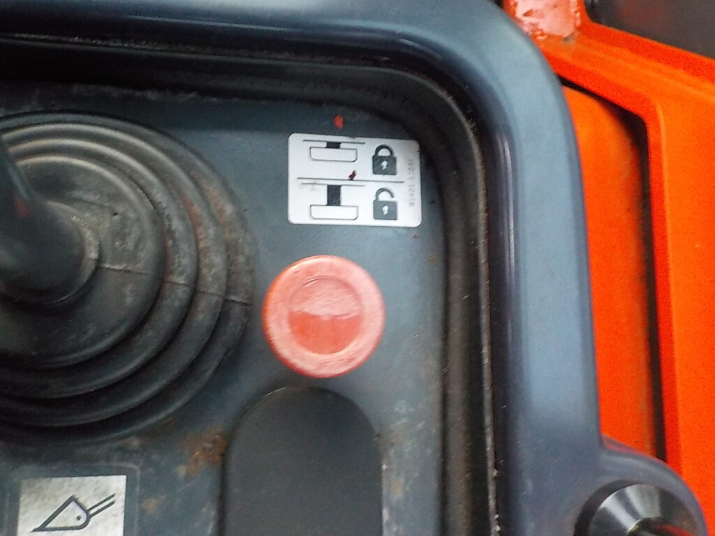 平成26年　クボタ　ホイールローダー　R430Z　★0.4立米◆バケット幅157㎝★使用時間約850HR★