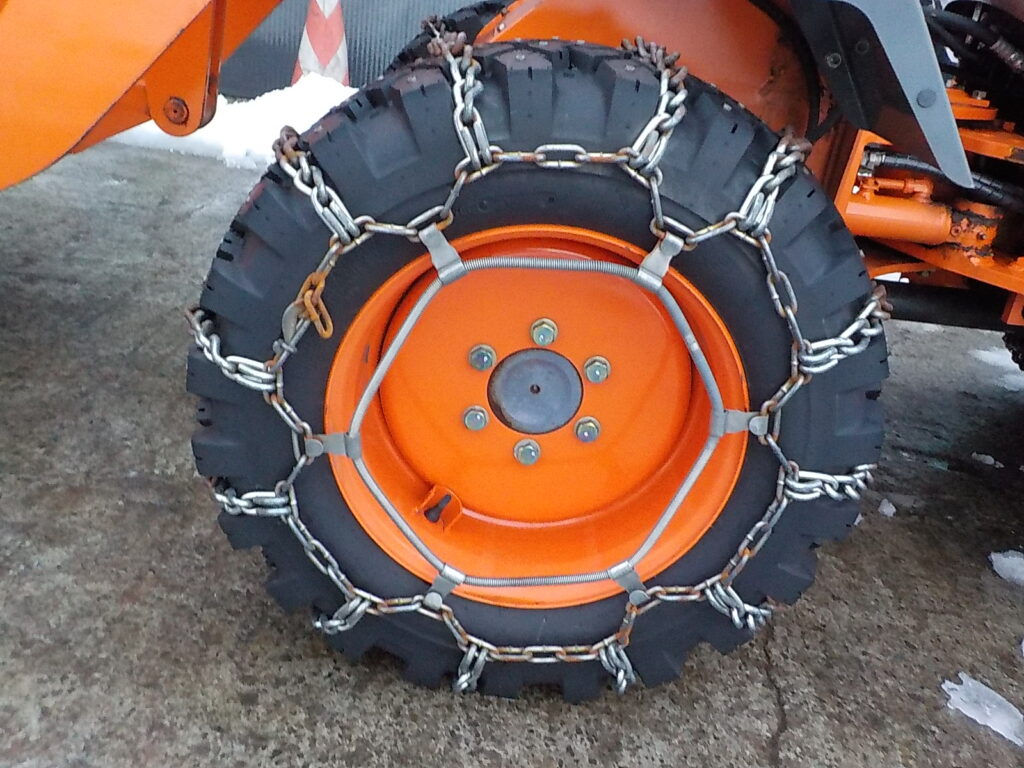 平成26年　日立　ホイールローダー　ZW20　★0.3立米★タイヤチェーン４本★使用時間約320HR★