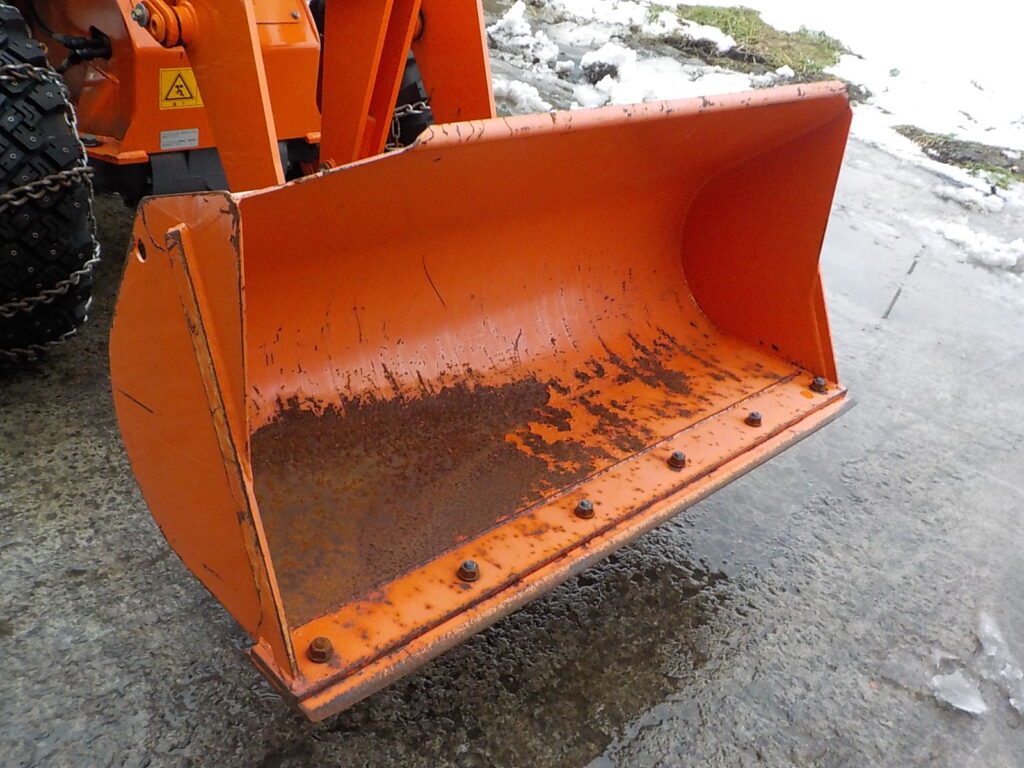 平成26年　日立　ホイールローダー　ZW20　★0.3立米★タイヤチェーン４本★使用時間約320HR★