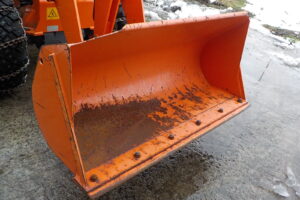 サムネイル: 平成26年　日立　ホイールローダー　ZW20　★0.3立米★タイヤチェーン４本★使用時間約320HR★