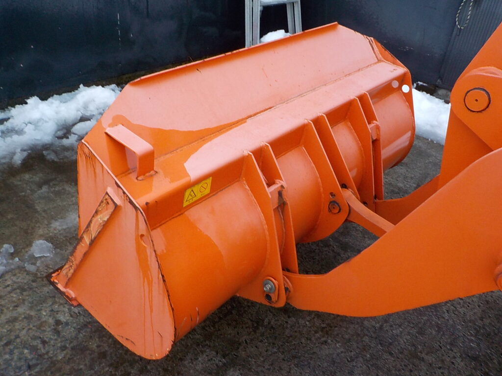 平成26年　日立　ホイールローダー　ZW20　★0.3立米★タイヤチェーン４本★使用時間約320HR★