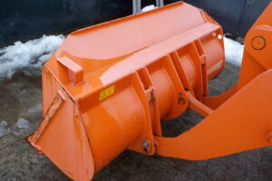 サムネイル: 平成26年　日立　ホイールローダー　ZW20　★0.3立米★タイヤチェーン４本★使用時間約320HR★