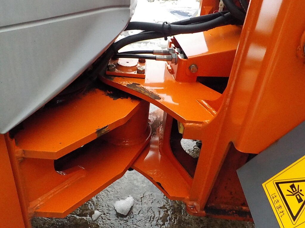 平成26年　日立　ホイールローダー　ZW20　★0.3立米★タイヤチェーン４本★使用時間約320HR★