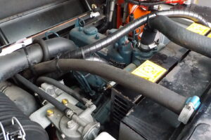 サムネイル: 平成26年　日立　ホイールローダー　ZW20　★0.3立米★タイヤチェーン４本★使用時間約320HR★