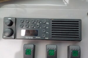 サムネイル: 平成26年　日立　ホイールローダー　ZW20　★0.3立米★タイヤチェーン４本★使用時間約320HR★