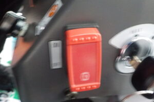 サムネイル: 平成26年　日立　ホイールローダー　ZW20　★0.3立米★タイヤチェーン４本★使用時間約320HR★