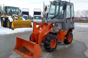 平成26年　日立　ホイールローダー　ZW20　★0.3立米★タイヤチェーン４本★使用時間約320HR★