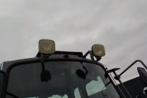 サムネイル: 平成26年　日立　ホイールローダー　ZW20　★0.3立米★タイヤチェーン４本★使用時間約320HR★