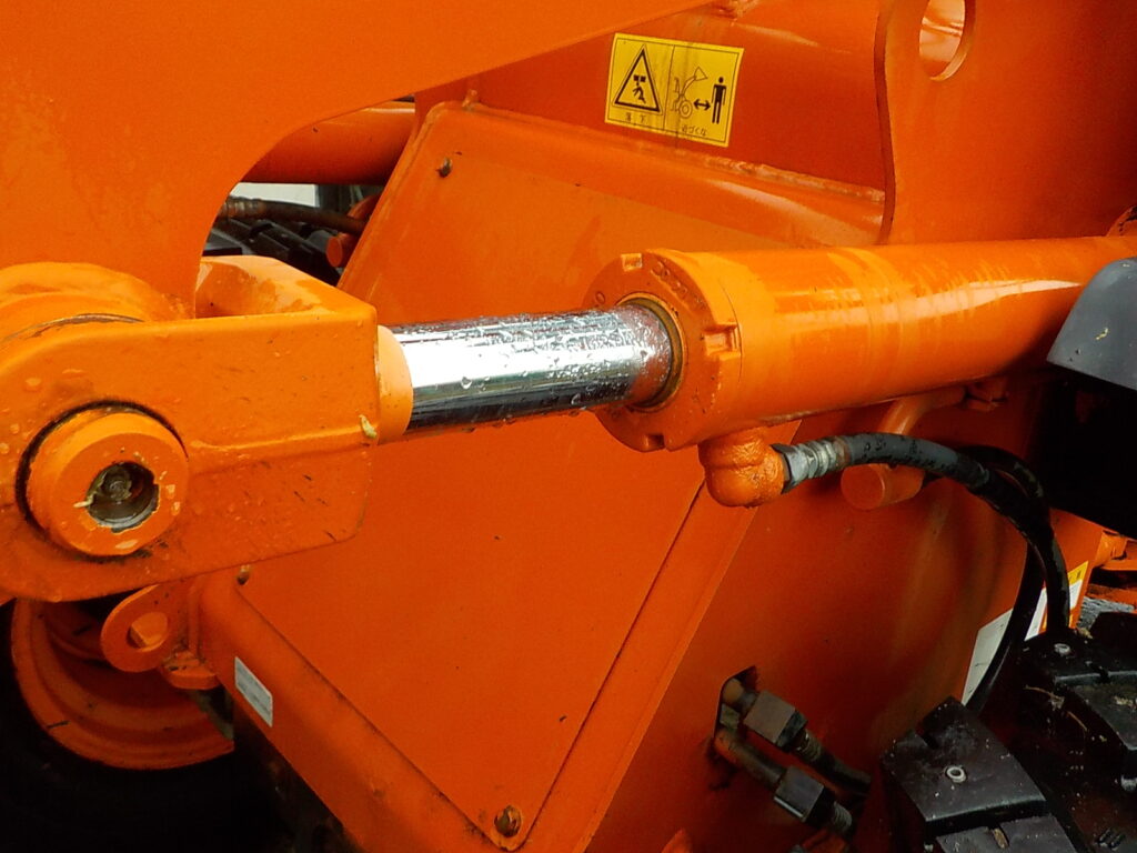 平成２７年　日立　ホイールローダー　ZW80-5B