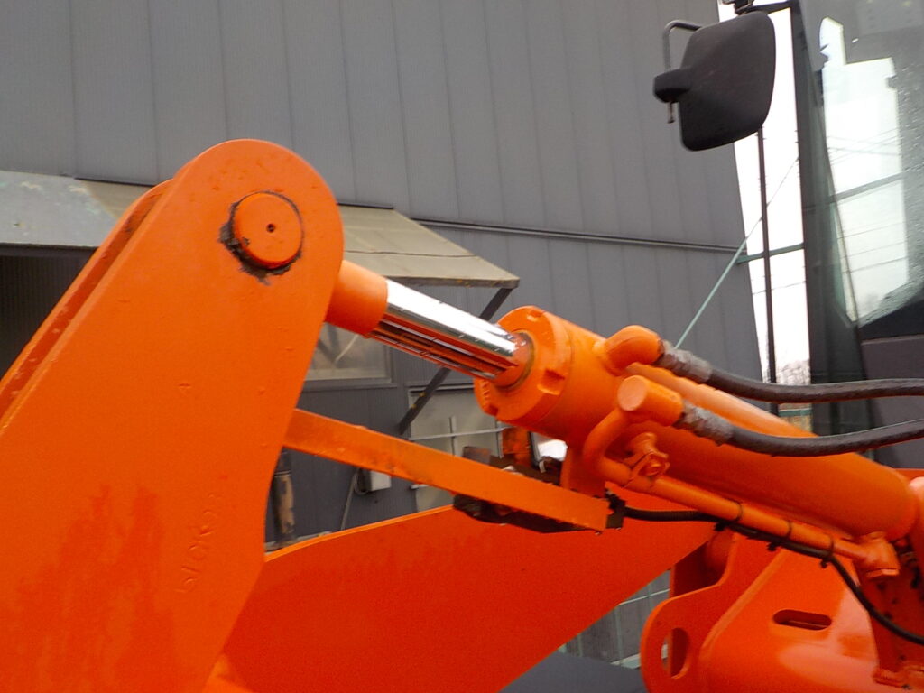 平成２７年　日立　ホイールローダー　ZW80-5B