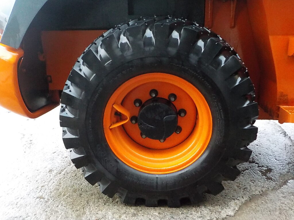 平成２７年　日立　ホイールローダー　ZW80-5B