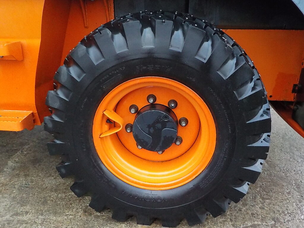 平成２７年　日立　ホイールローダー　ZW80-5B