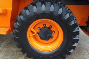 サムネイル: 平成２７年　日立　ホイールローダー　ZW80-5B