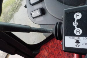 サムネイル: 平成２７年　日立　ホイールローダー　ZW80-5B